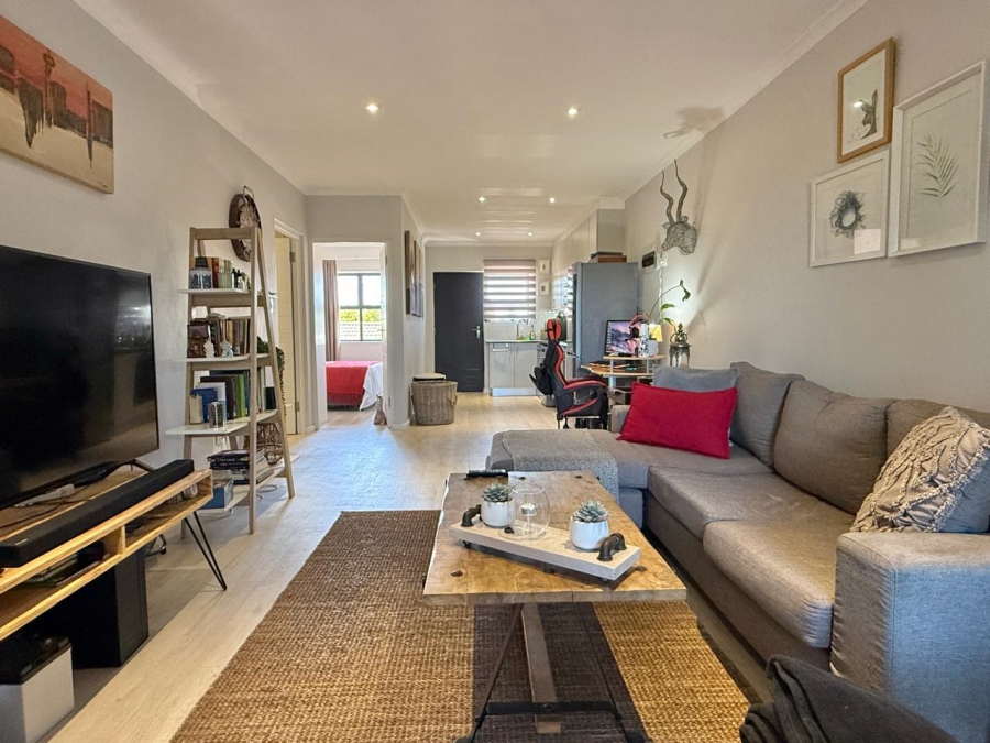 To Let 2 Bedroom Property for Rent in Blouberg Rise Western Cape
